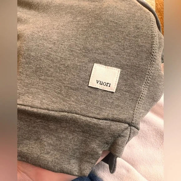 Vuori Halo Essential Hoodie in Oregano - Picture 2 of 2